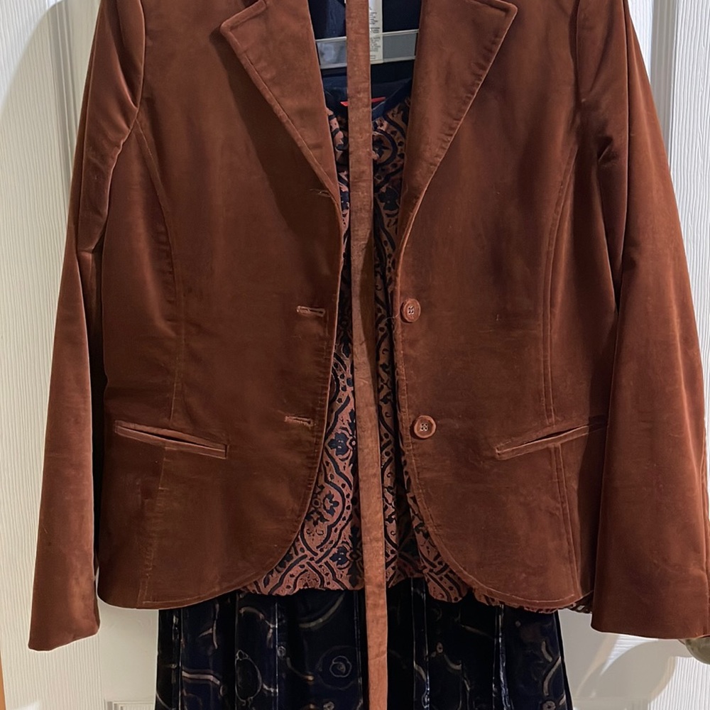 Anne Klein 3 peice skirt suit